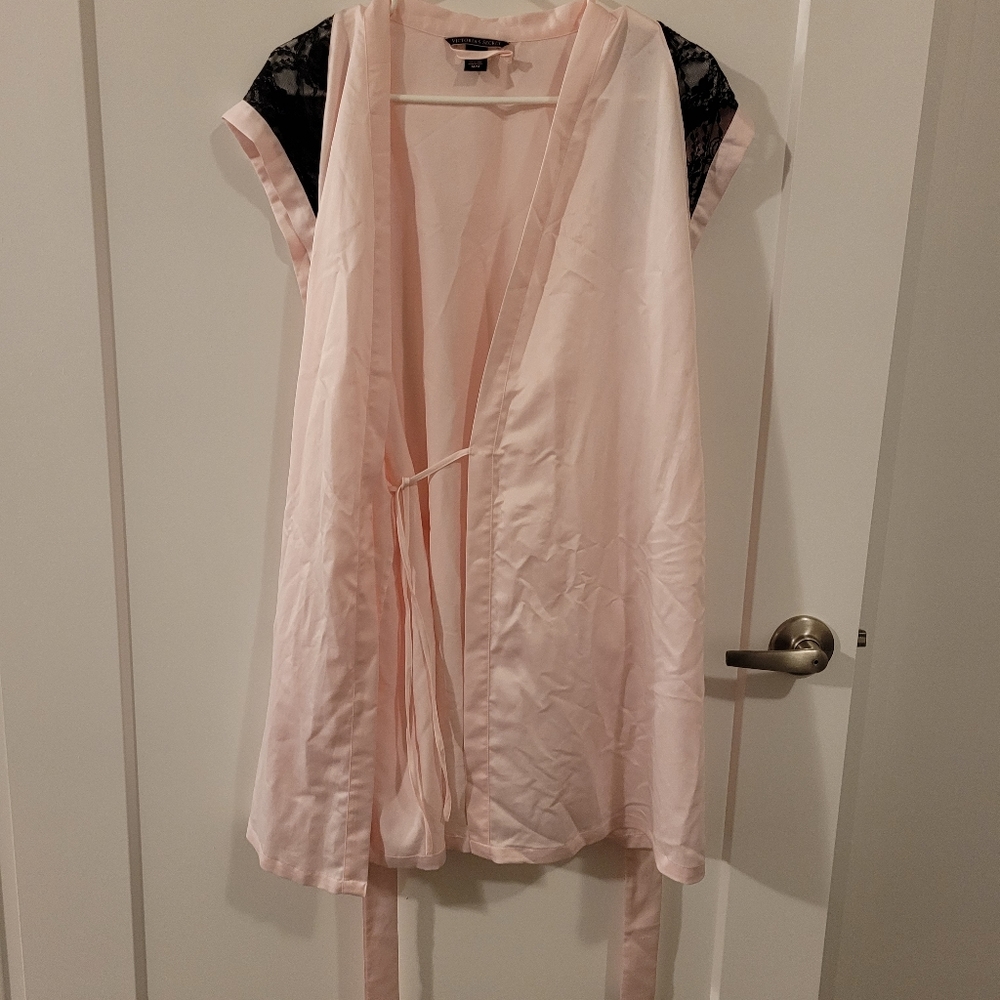 Pink silk VS short sleeve robe